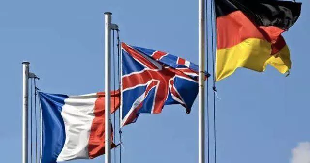 اسنپ بک چیست؟